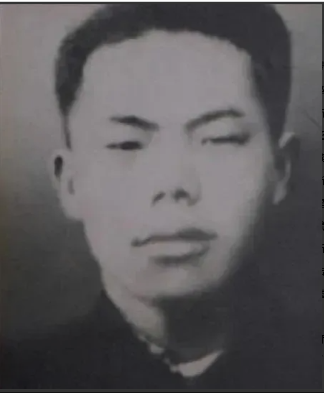 1952年，老秃山阵地上，志愿军正在睡觉，倪祥明因为太激动了，睡不着，就出来巡逻