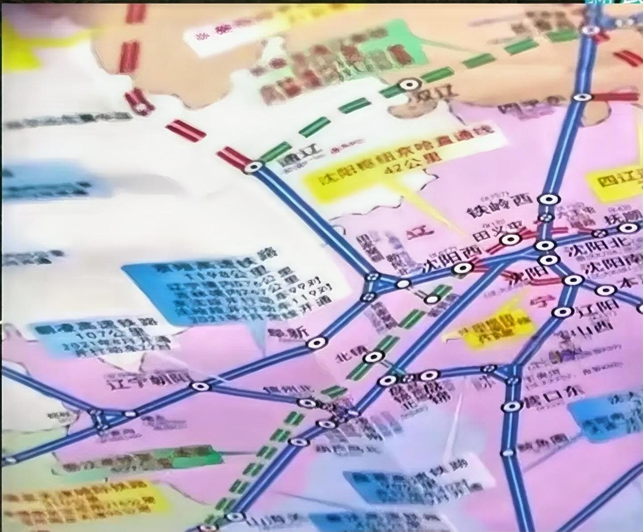 这条路填补了黑山县和北镇市的高铁空白！根据辽宁新闻公布的交通规划图信息。连接沈阳