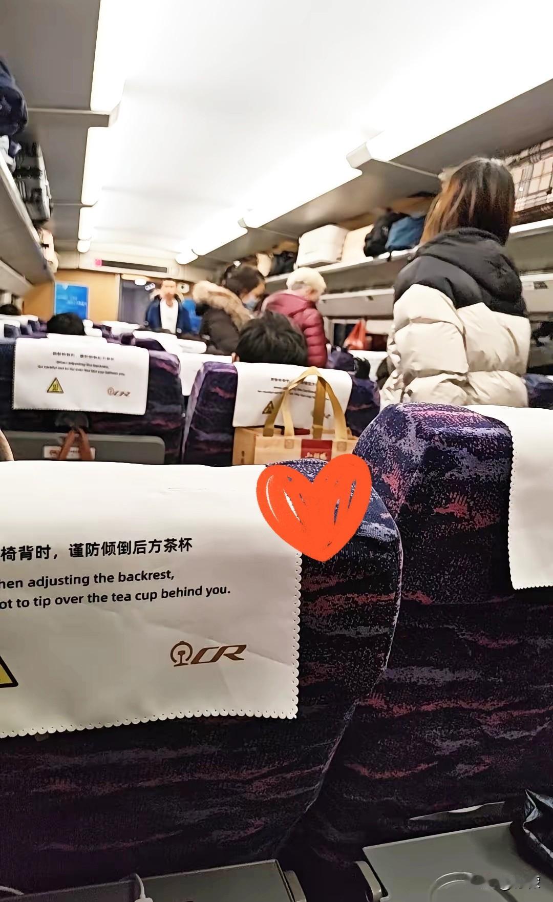 奉劝有些人，特别是男人，不要轻易提前回家过年！看看我家邻居男人，外面工地没活