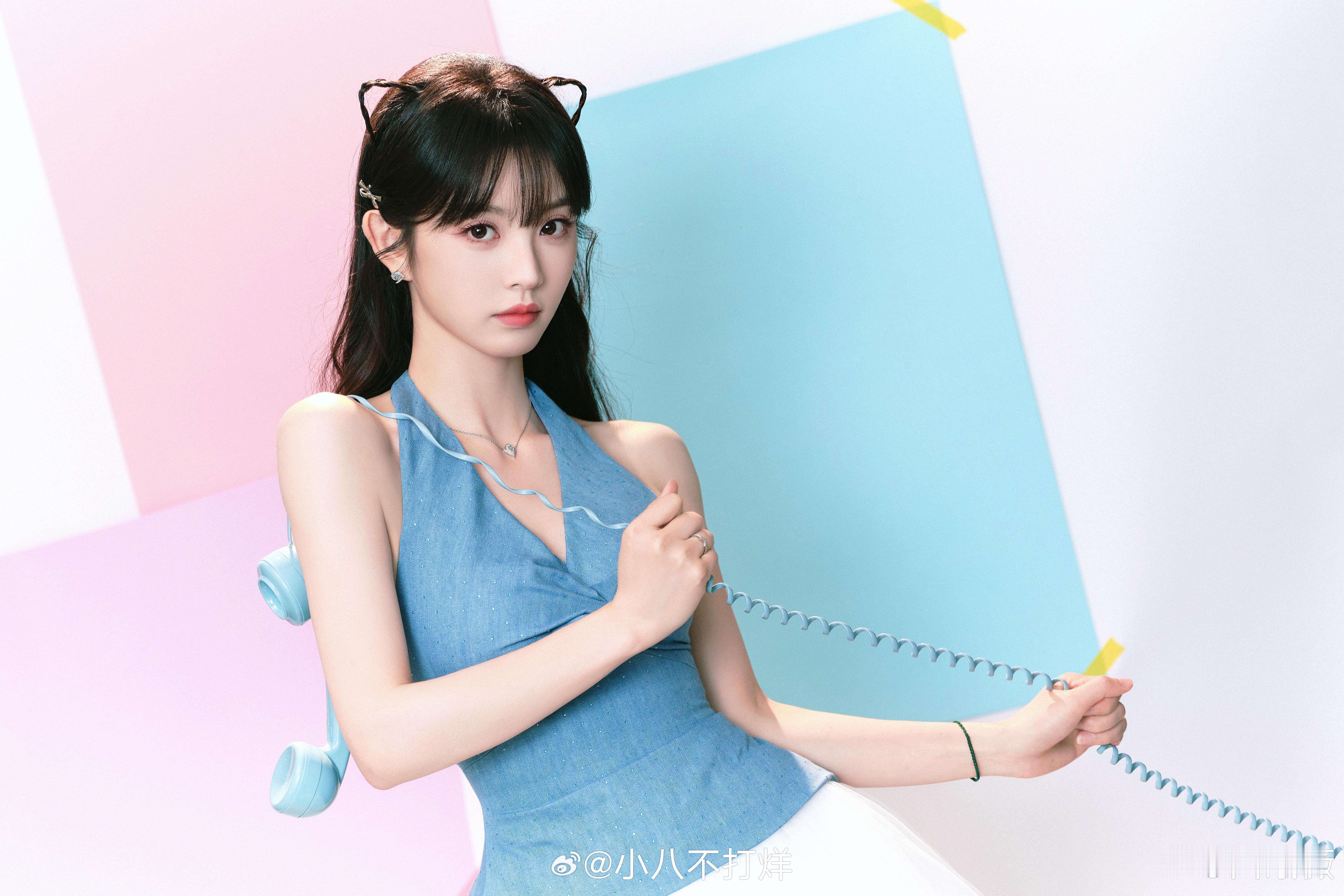 田曦薇美成这样田曦薇子夜归猫猫小田限时返场！好萌的一只小猫！猫耳朵和田曦薇真的