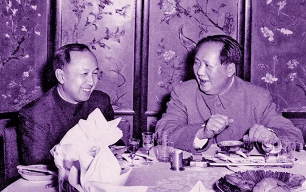 1976年，钱学森在毛主席的灵堂前三天水米未进，神色极度憔悴，让他悲哀痛苦的，不