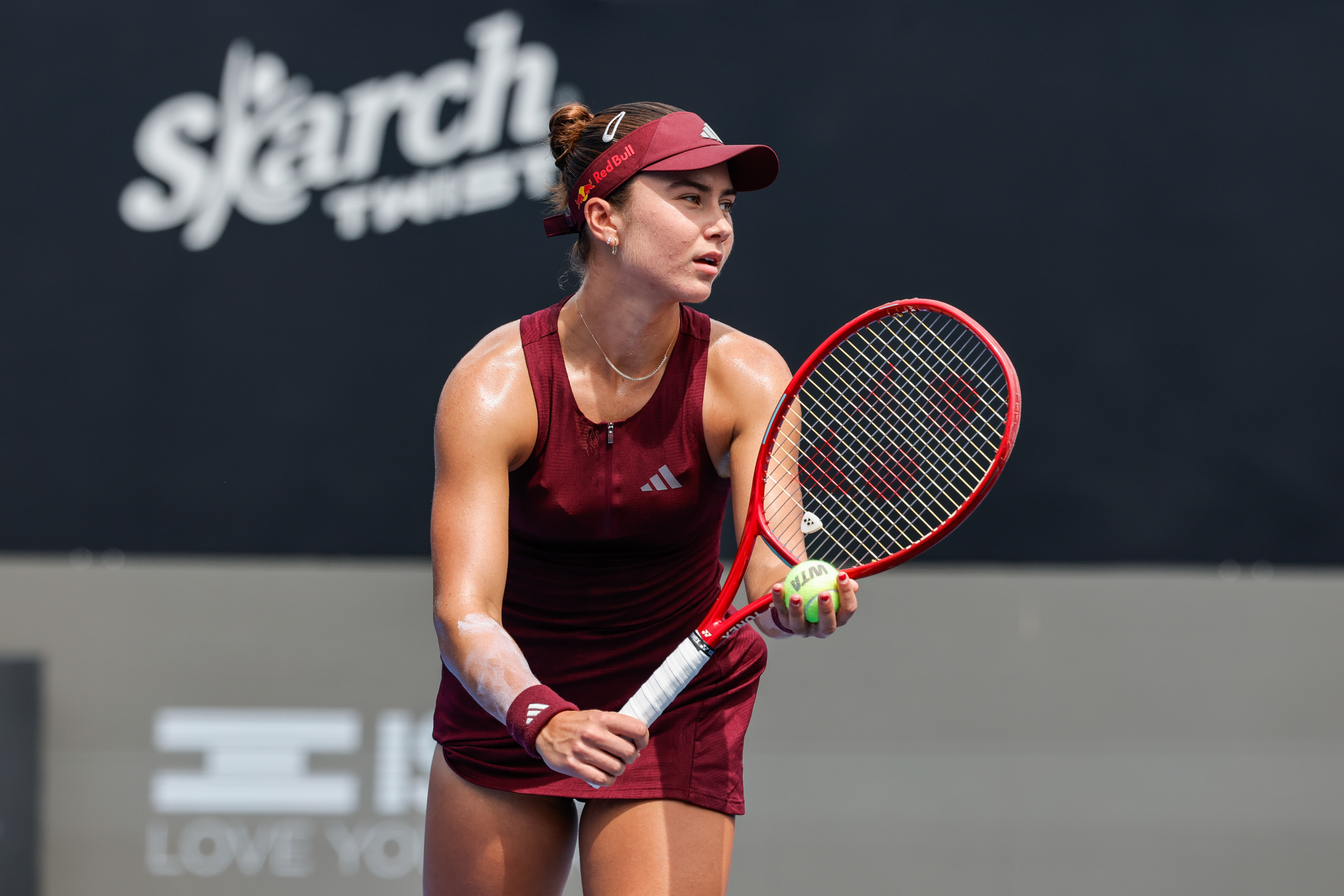 约维奇距卫冕一胜之遥👀WTA500瓜达拉哈拉站半决赛，2号种子约维奇以6-4