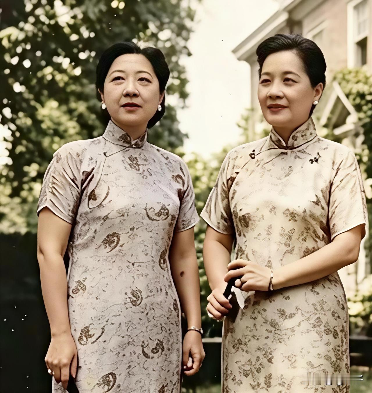 1943年宋美龄与孔令仪在美国一张合影，两人年龄相差18岁。宋美龄虽然一生没有
