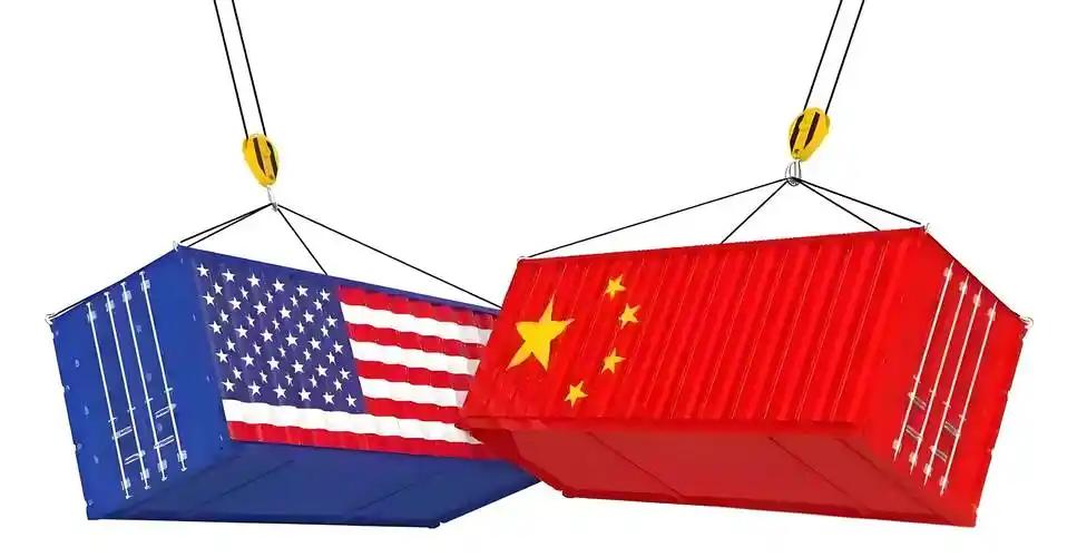 很多人以为，中美博弈的主战场是芯片和贸易。错了！真正决定胜负的，是中国主动开启的