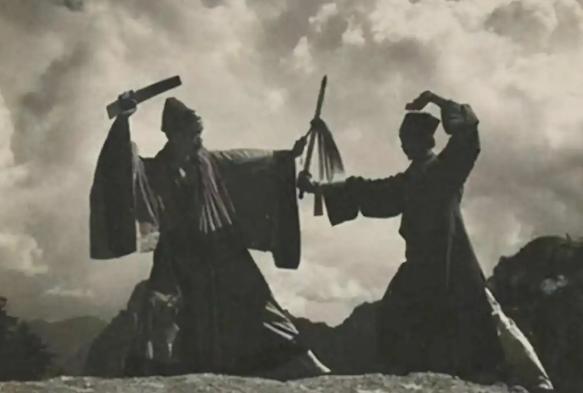 南京大屠杀后，有不少日本士兵神秘失踪。经过调查发现，竟然是被一个中国道士训练猴子