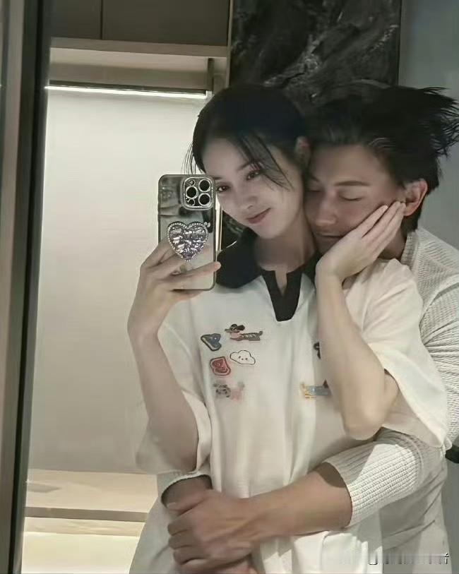 黄子韬绝对生理性喜欢徐艺洋，徐艺洋一点也不恋爱脑，她的爱情绝对理智大于感性。