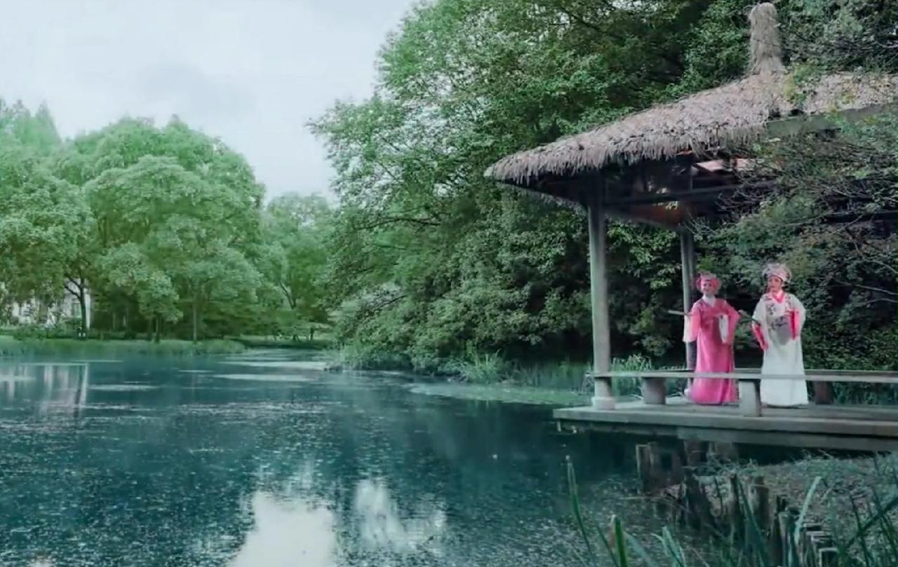 说说今年中考志愿今天孩子放学回来，和孩子聊了聊中考择校报志愿的话题。原则上，