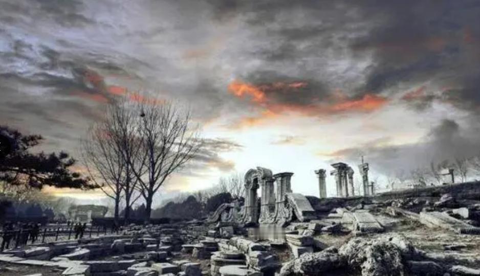 好多人一直认为圆明园是八国联军烧的，可这压根是个误会！真正把这座皇家园林毁了