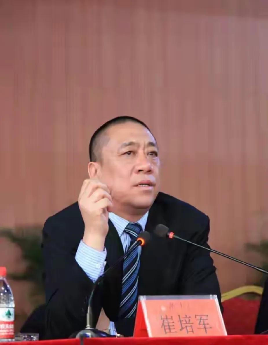 崔培军这回“失望”得挺高级！​他豪掷520万给五千多名员工发路费、放无限期产假