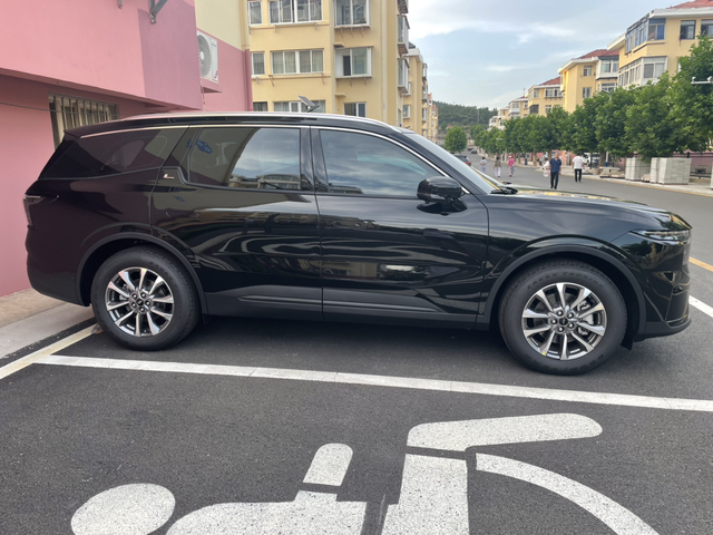 锐界L提车5天，正常行驶的状态下出现顿挫刚入手5天的锐界L燃油豪华版，正常行驶