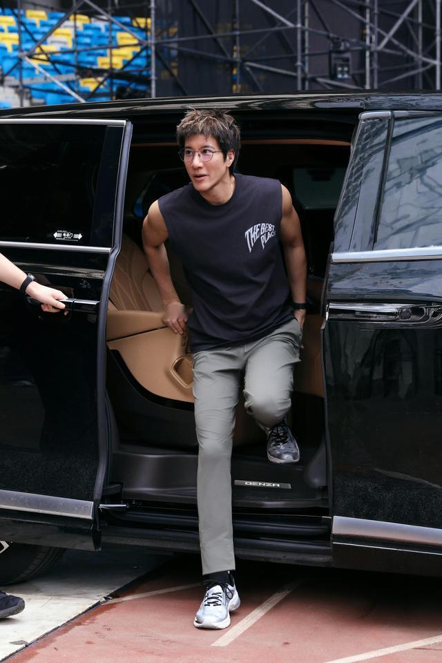 王力宏西安演唱会彩排状态太绝了说起事业，王力宏当年是华语乐坛顶流，创作了无
