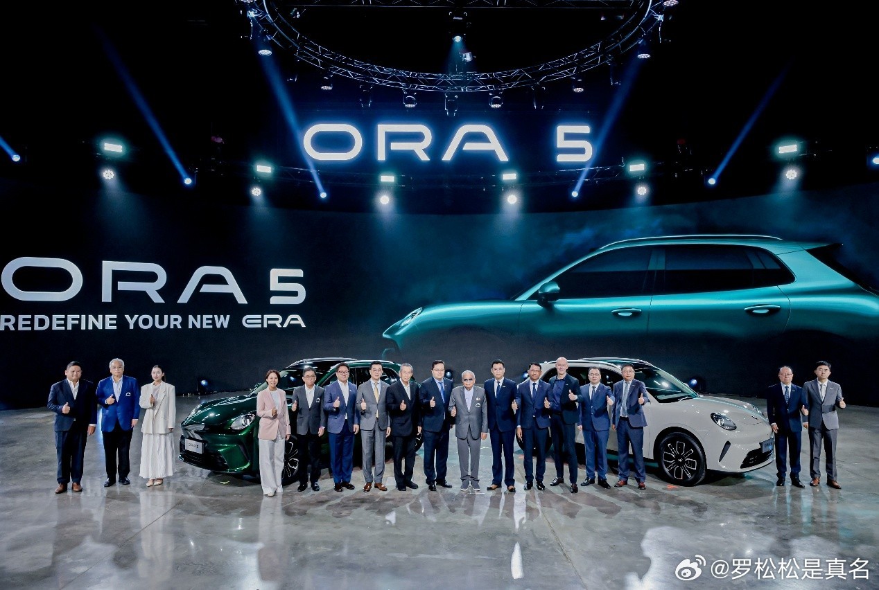 3月12号，长城在泰国全球首发了欧拉5，为什么是泰国？因为欧拉5这次主推的是HE