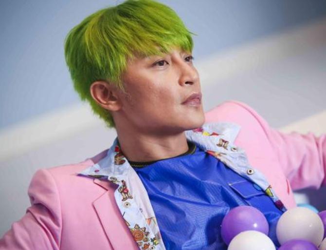 2018年，陈志朋在节目中被主持人问到:“你和苏有朋、吴奇隆是微信好友吗？”陈