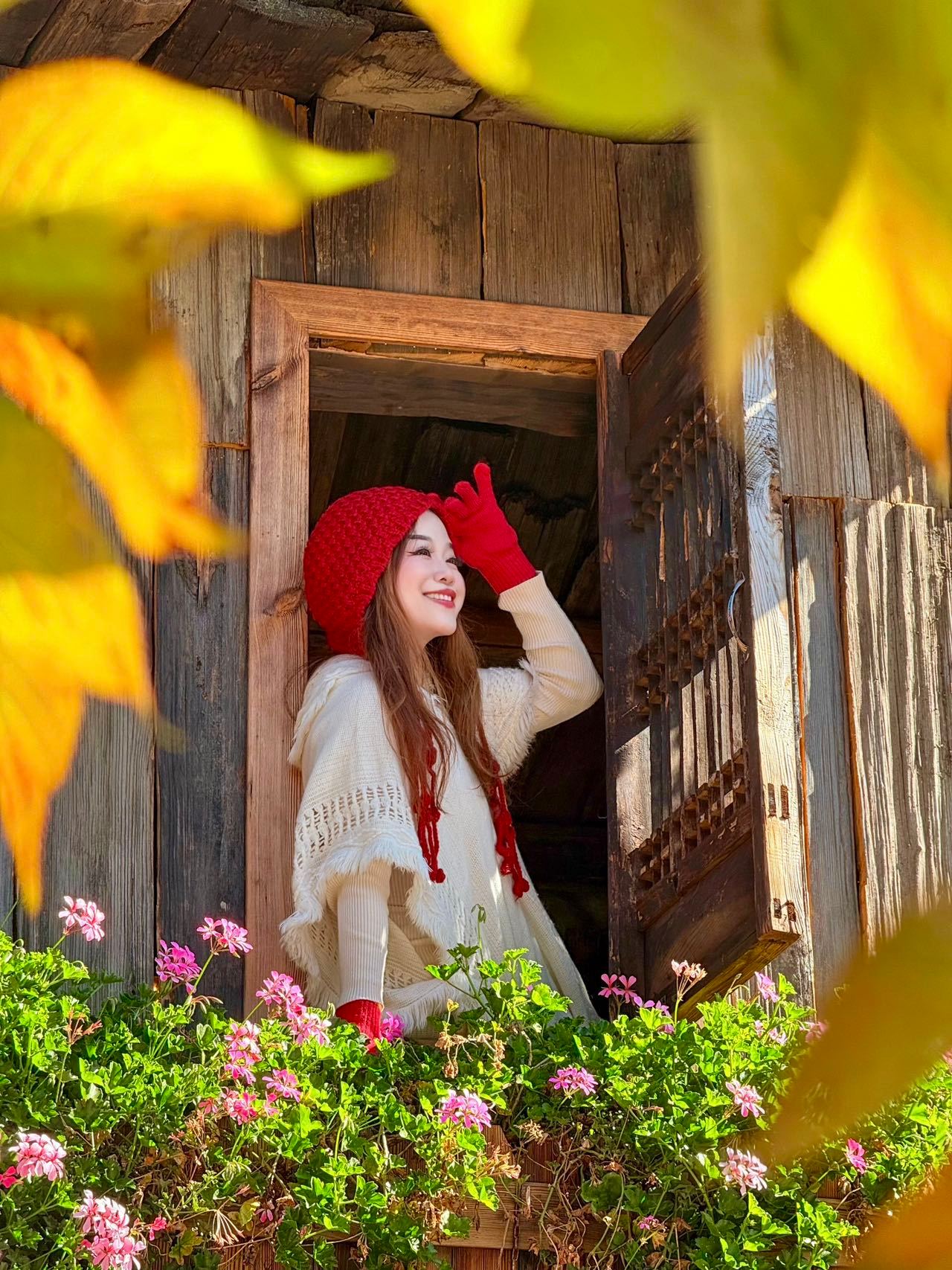 如果你是第一次来云南丽江，那这条攻略你一定要看完。丽江这个地方美的确实跟画一样，