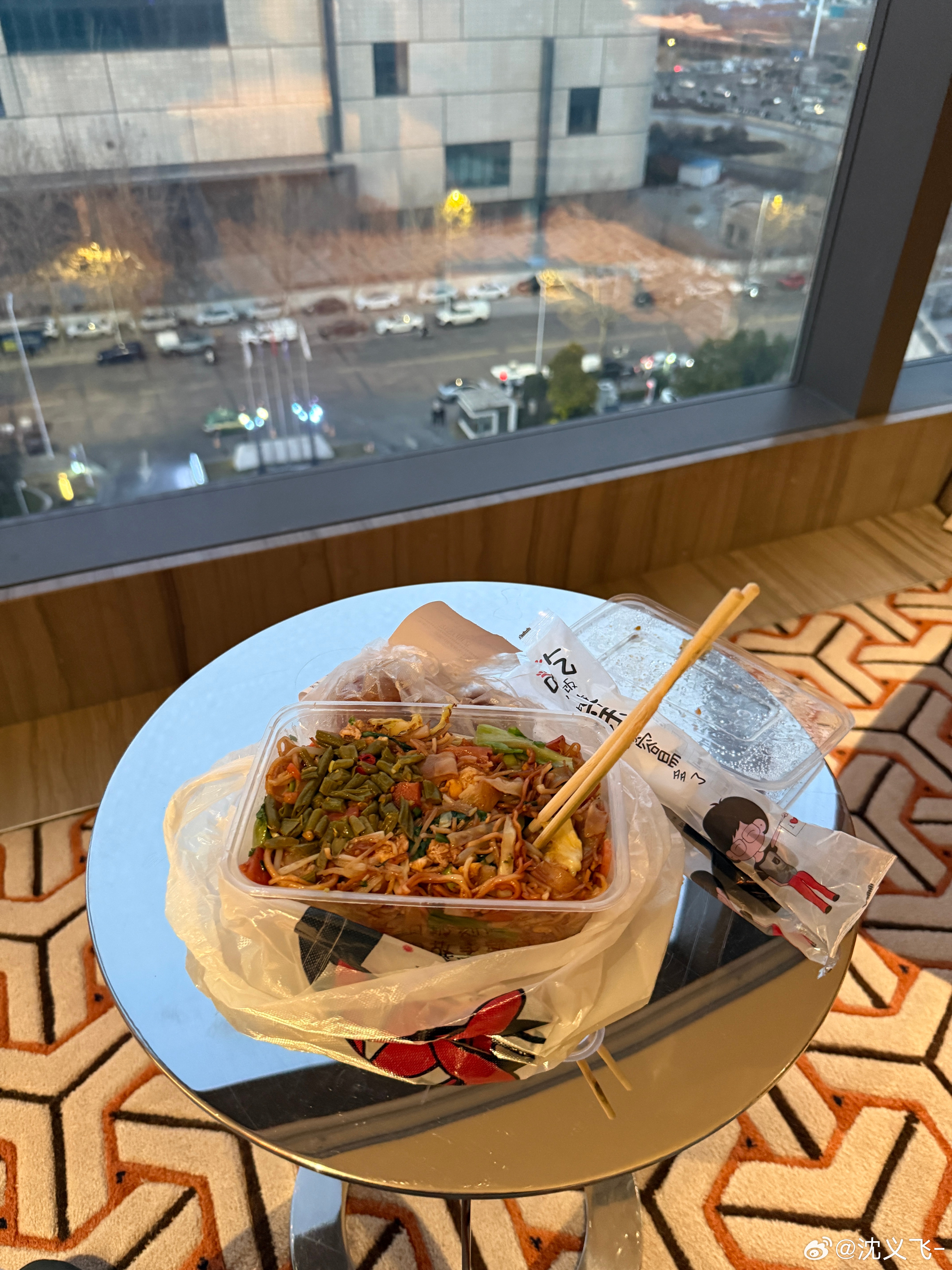 来郑州了，试试炒八掺什么味郑州·郑州天地丽笙酒店