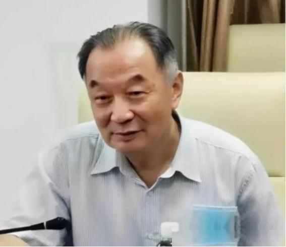 当初苏联不打中国，压根不是因为怕了。温老表示：“1969年那阵中苏边境闹得特别凶