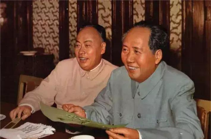 中国有句俗话是“人之将死，其言也善”，运动结束后，一股浊流无情的冲击了开国领袖毛