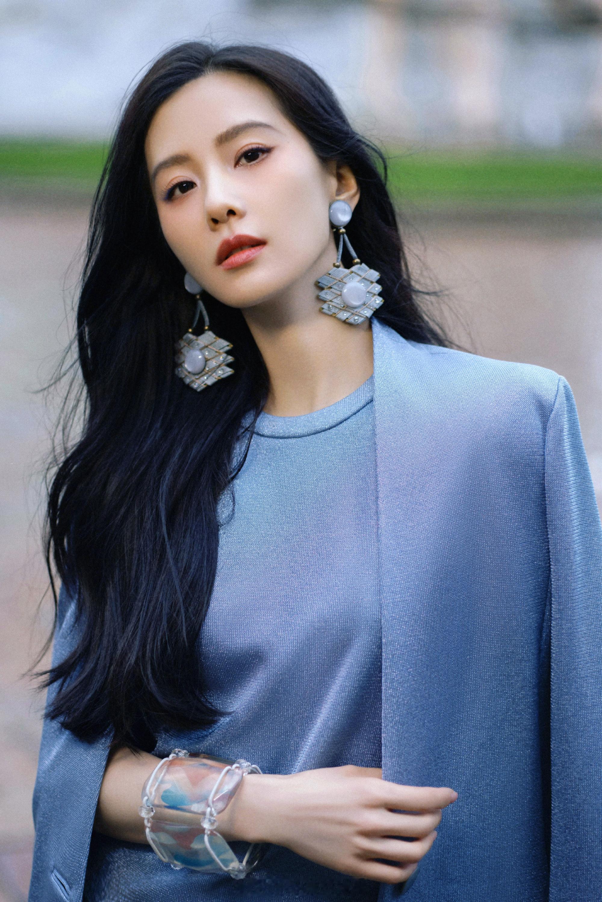 刘诗诗柔美优雅穿搭大赏​​​