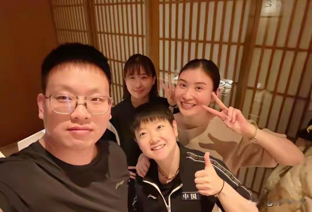 有人问:孙颖莎回家过年，王翔为什么还跟着？其实王翔是河北队给孙颖莎配置的体能