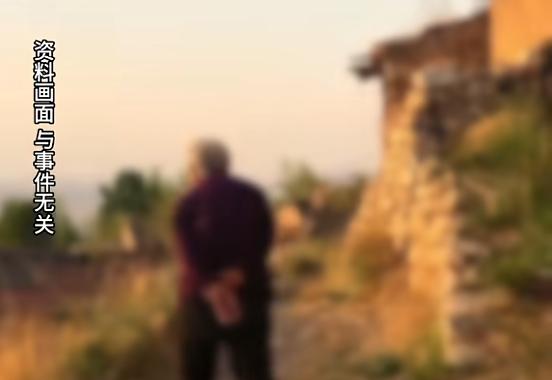 吃相难看！陕西，一老太守寡拉扯儿女长大，可女儿长大后却离家出走，老太儿子离世后，