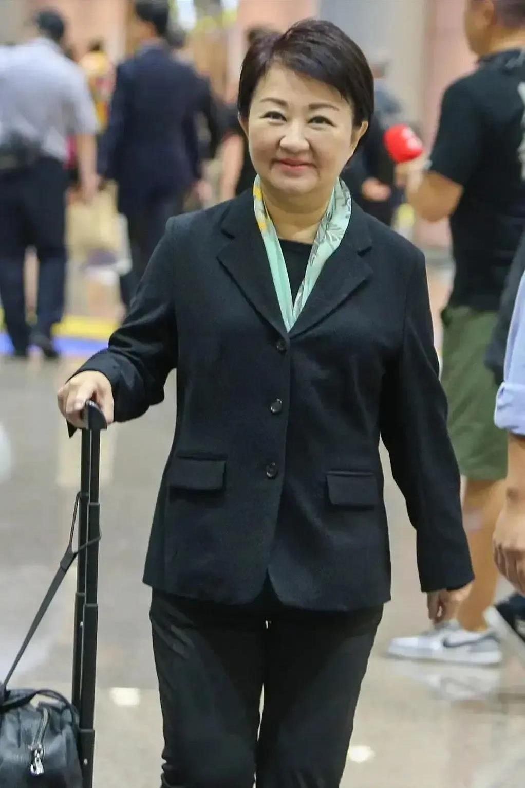 卢秀燕不参选国民党主席，最后花落谁家？知情人士透露:卢秀燕会“做好做满”台中市