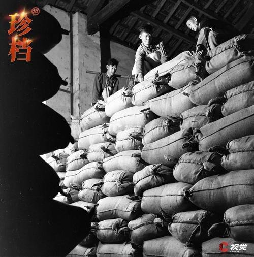 一位老兵告诉我：90%的人不知道，二战时期最贵的不是粮食，也不是枪支坦克，而是涨