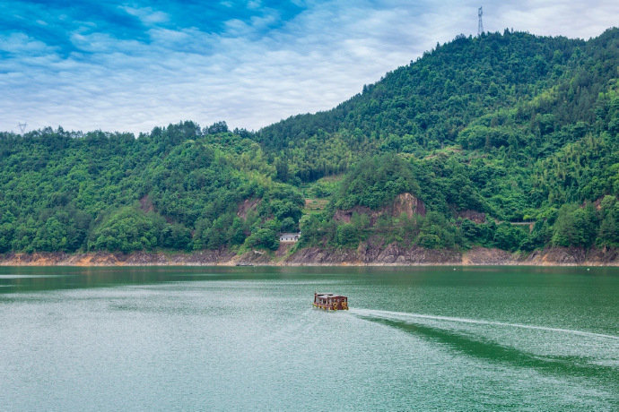 左手梯田，右手云海，你好，这里是浙江丽水​​​​