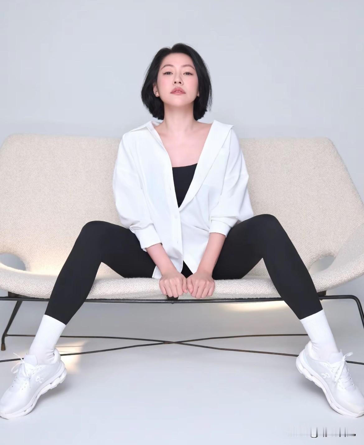 小s，又重新支棱起来了！你有没有发现？小s近来代言接个不停，时尚资源更是亮眼
