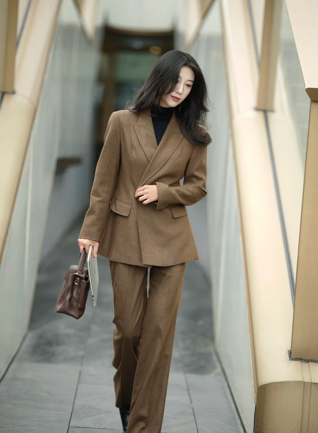 西服套装，穿出职场话语权