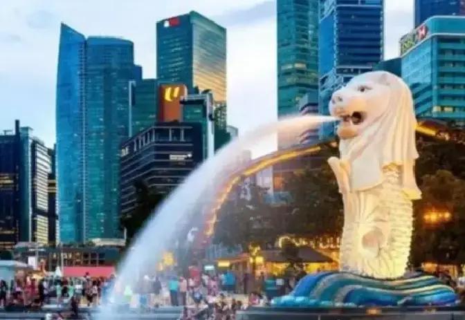 出手了！新加坡表态！先把话题捋清：有位新加坡华人把心里话摊开，说本地华人不太在