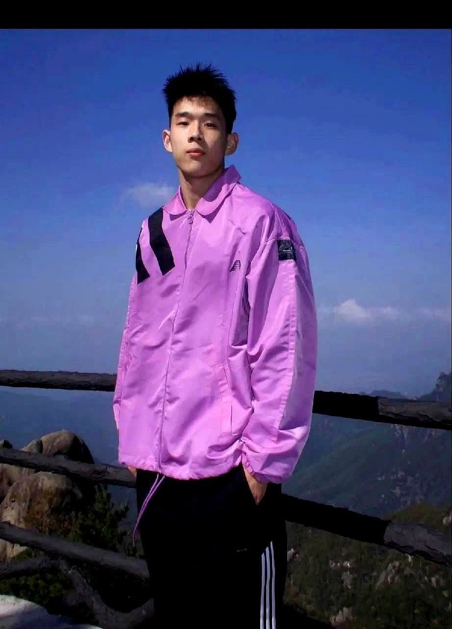 林葳落选集训，郭士强一句话：球过三次手就得见框。网友炸锅——“这不是针对葳少