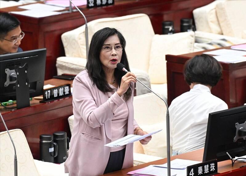 郑丽文是票房毒药？秦慧珠：有邀请她，但她没空来中国国民党主席郑丽文是不是选举票