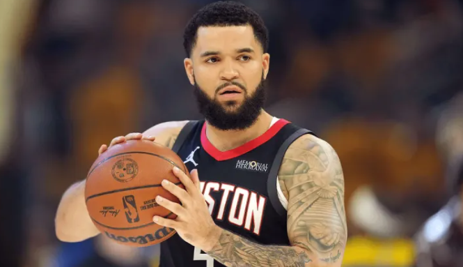 休斯顿火箭队近日因后卫弗雷德-范弗利特的赛季报销，申请到了一份价值1250万美元