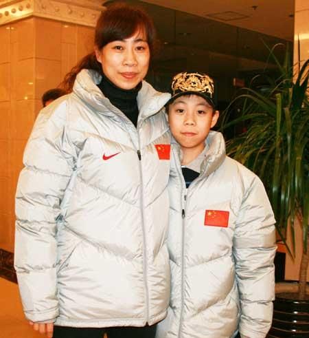 王芳篮球球员的身高是多少?