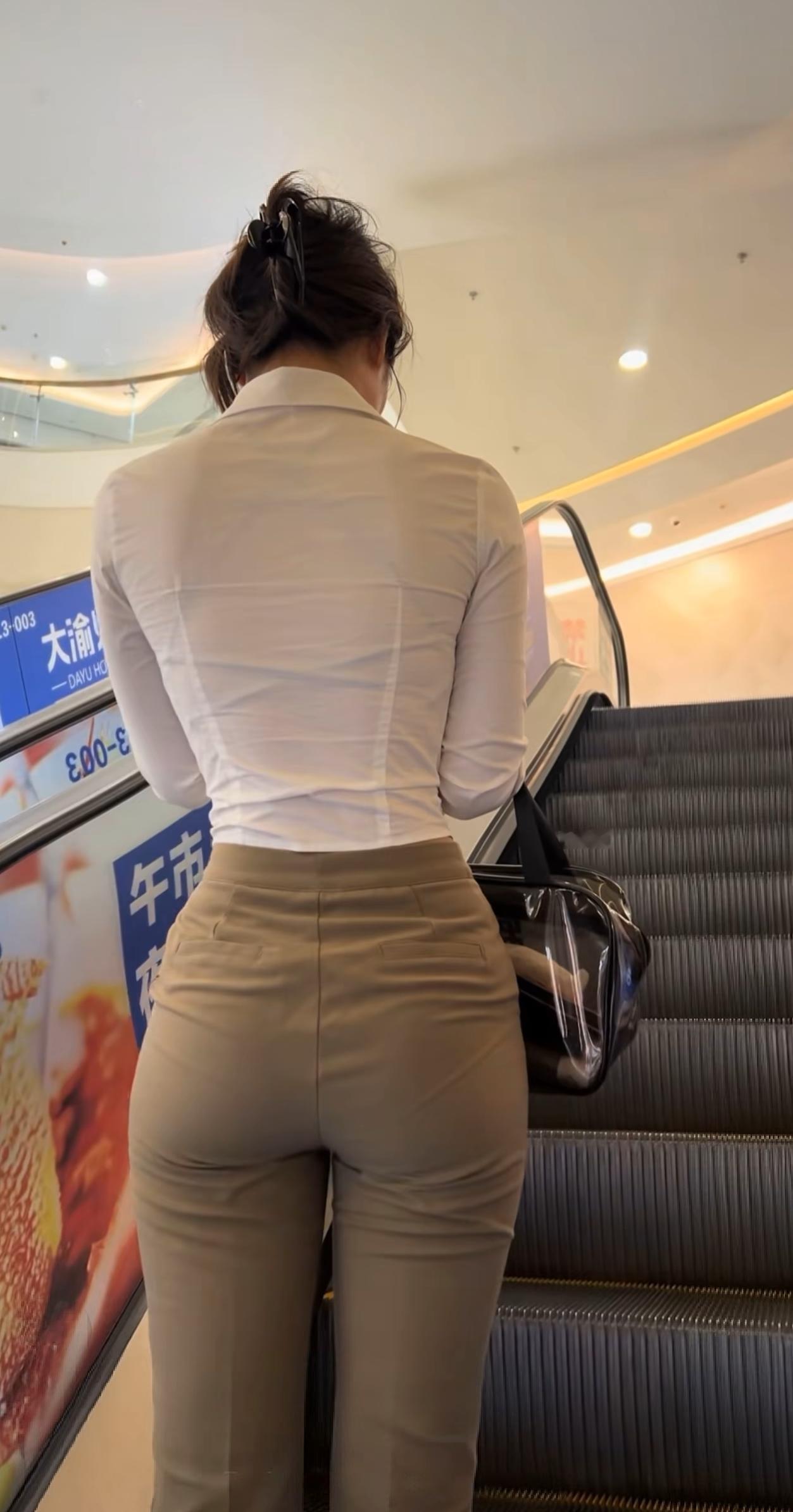 用不超过4个字形容这背影，你会怎么讲高清美女背影