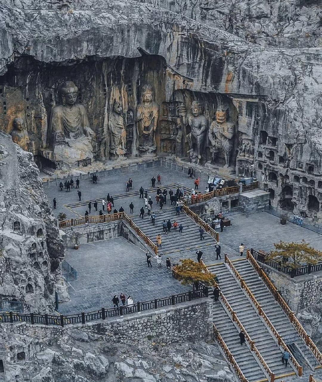 真心劝大家去洛阳前一定要做好攻略!听人劝，这些坑真的别踩!1.龙门石窟千万别瞎