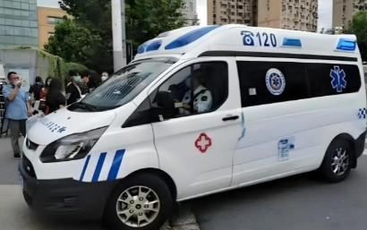 救护车800公里收2.8万，合理吗？ 江西的唐先生，孩子病重，从江西往上海转