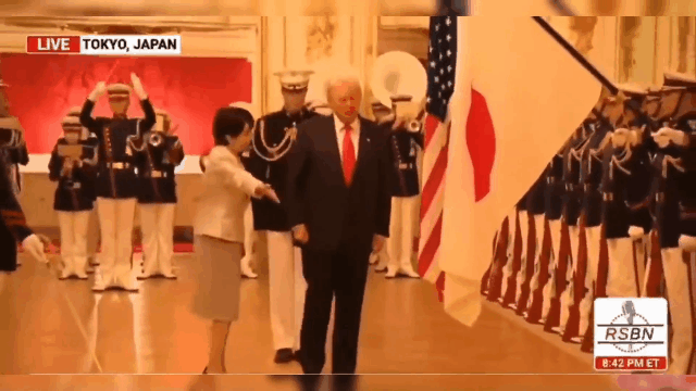 想复刻尹锡悦向日本国旗鞠躬那一幕？日本这次算是踢到铁板了！日本的小算盘打得噼