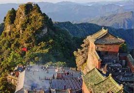 国庆节到武当山旅游，我有一点不满意！10月3日，我跟妻子到武当山风景区旅游，