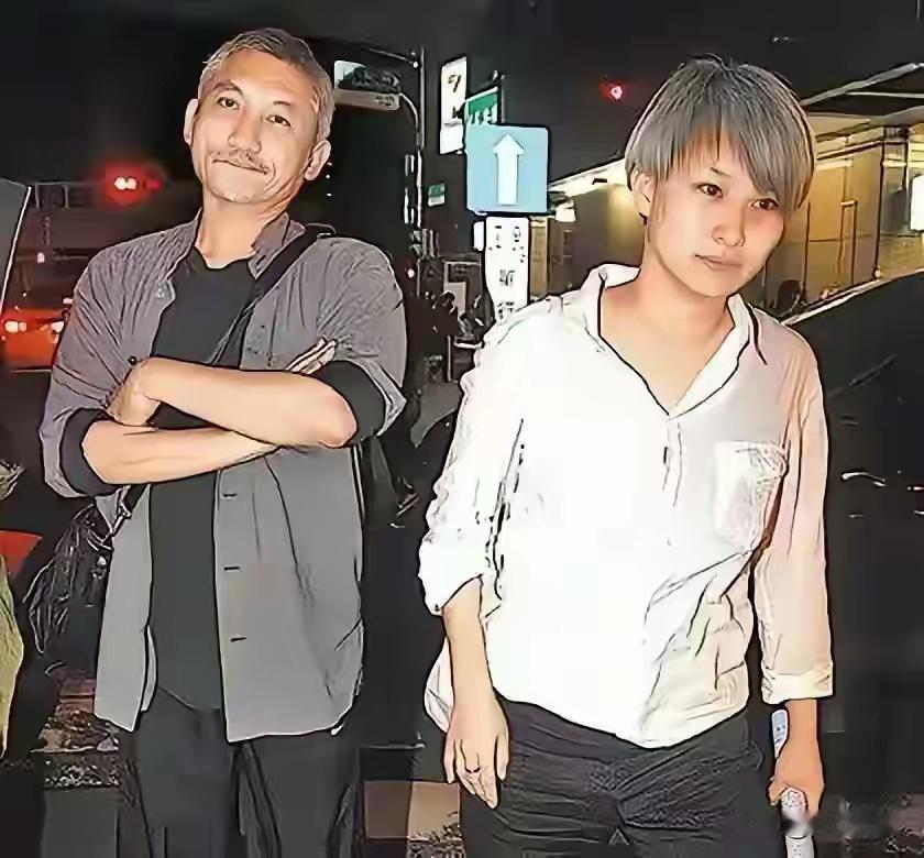 格局拉满！徐克小30岁妻子为爱留白发，对待前妻分寸感让人佩服随着港圈传奇制