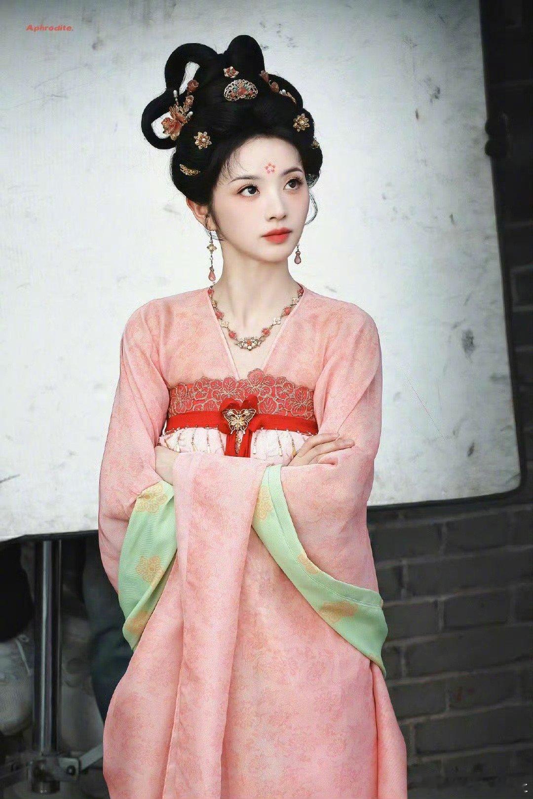 田曦薇姐姐真的好美😍​​​
