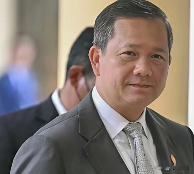 13号晚洪玛奈在Facebook发帖：先给马来西亚总理安瓦尔挂电话，又跟美国总统