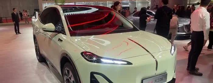 据统计，现在人买车1.37%的家庭——买10万元以下的车2.