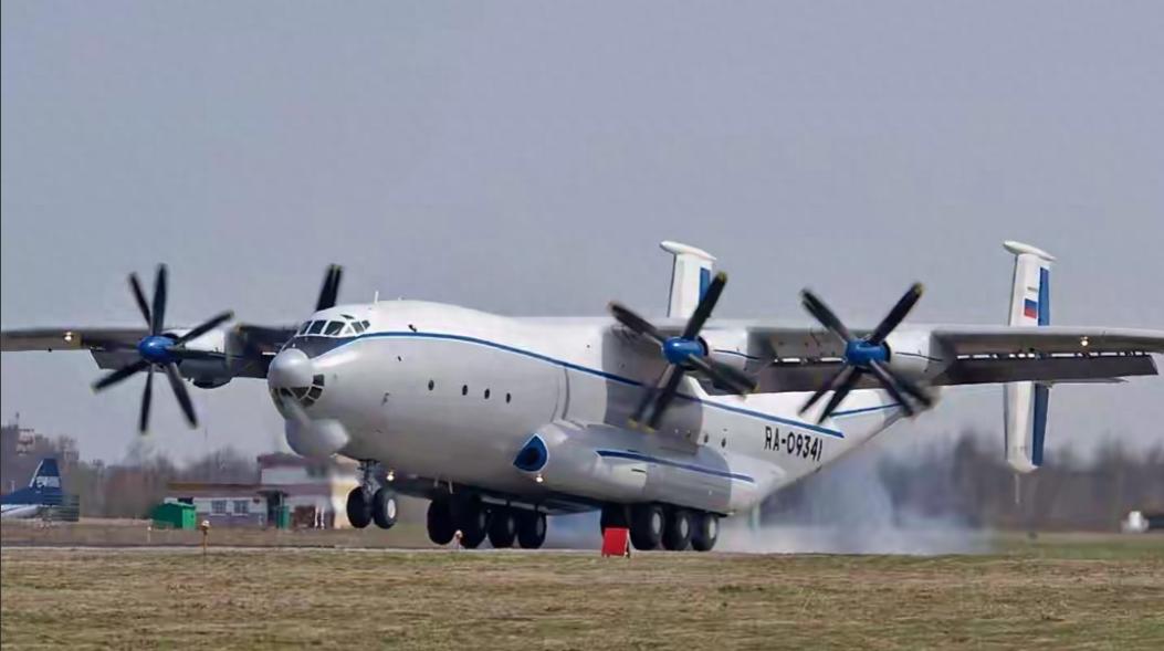 /飞行巨兽终陨落！俄罗斯最后一架安-22坠毁，一个时代彻底落幕2025