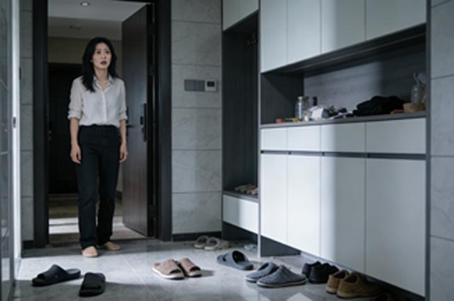 侄女34岁，海关工作，未婚夫让她一起还婚前房贷。她拒绝后，男方一句话让全家炸锅了