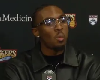 NBA常规赛，76人以124-114击败鹈鹕。赛后，马克西接受了采访，谈到了交