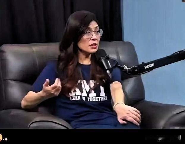 郑丽文怕是肠子都悔青了！当初拼着劲和张亚中一起反对，好不容易保住这场国民党主席选