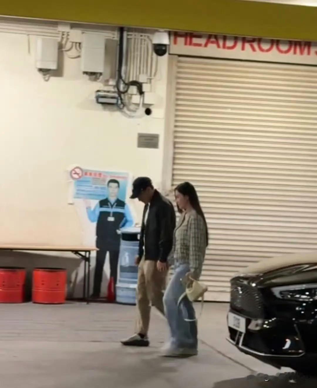5月28日，刘恺威新恋情，与一女子十指紧扣看演唱会，这人一看就不是李晓峰！刘恺