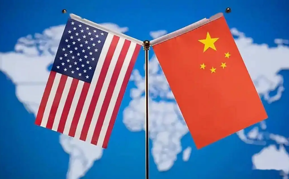 美国财长贝森特又开始阴阳中国了，贝森特表示：“自美国恢复实施封锁以来，尚无任何一船伊朗原油经霍尔木兹