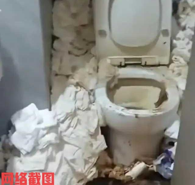 吉林长春有情侣在电竞酒店居住过两年。这后可当保洁员推开房门的那一刻，顿时也是